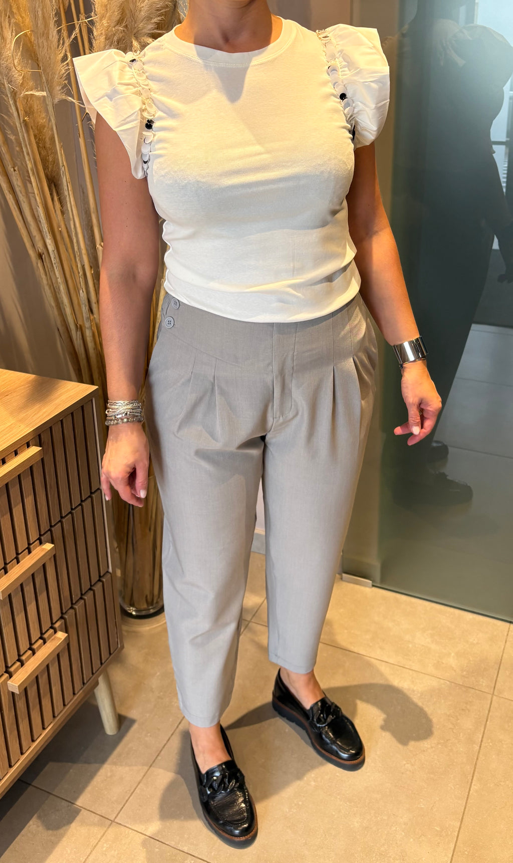 Pantalon élégant en tencel gris clair
